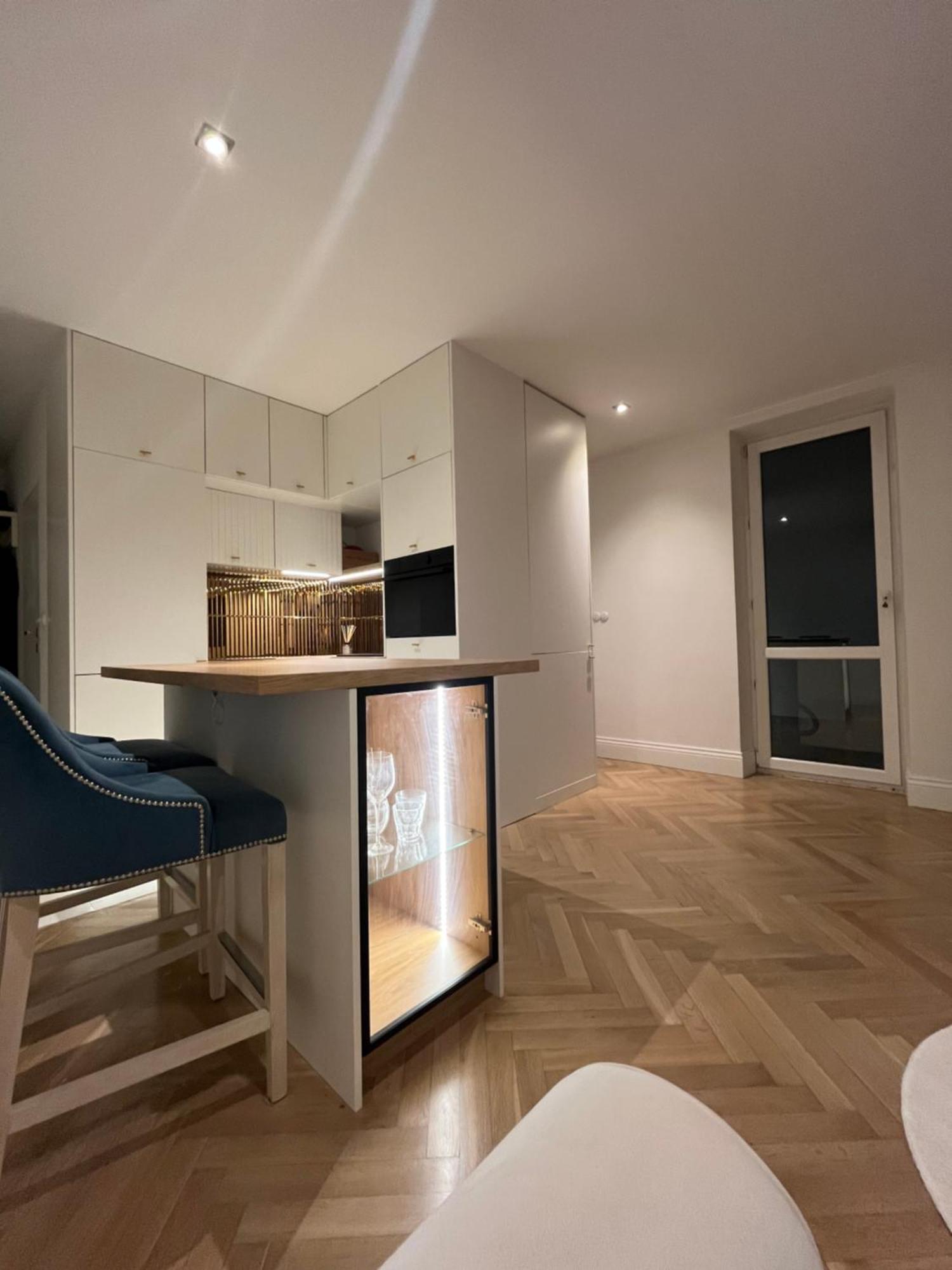 - Gorczewska - Metro Mlynow Apartment
